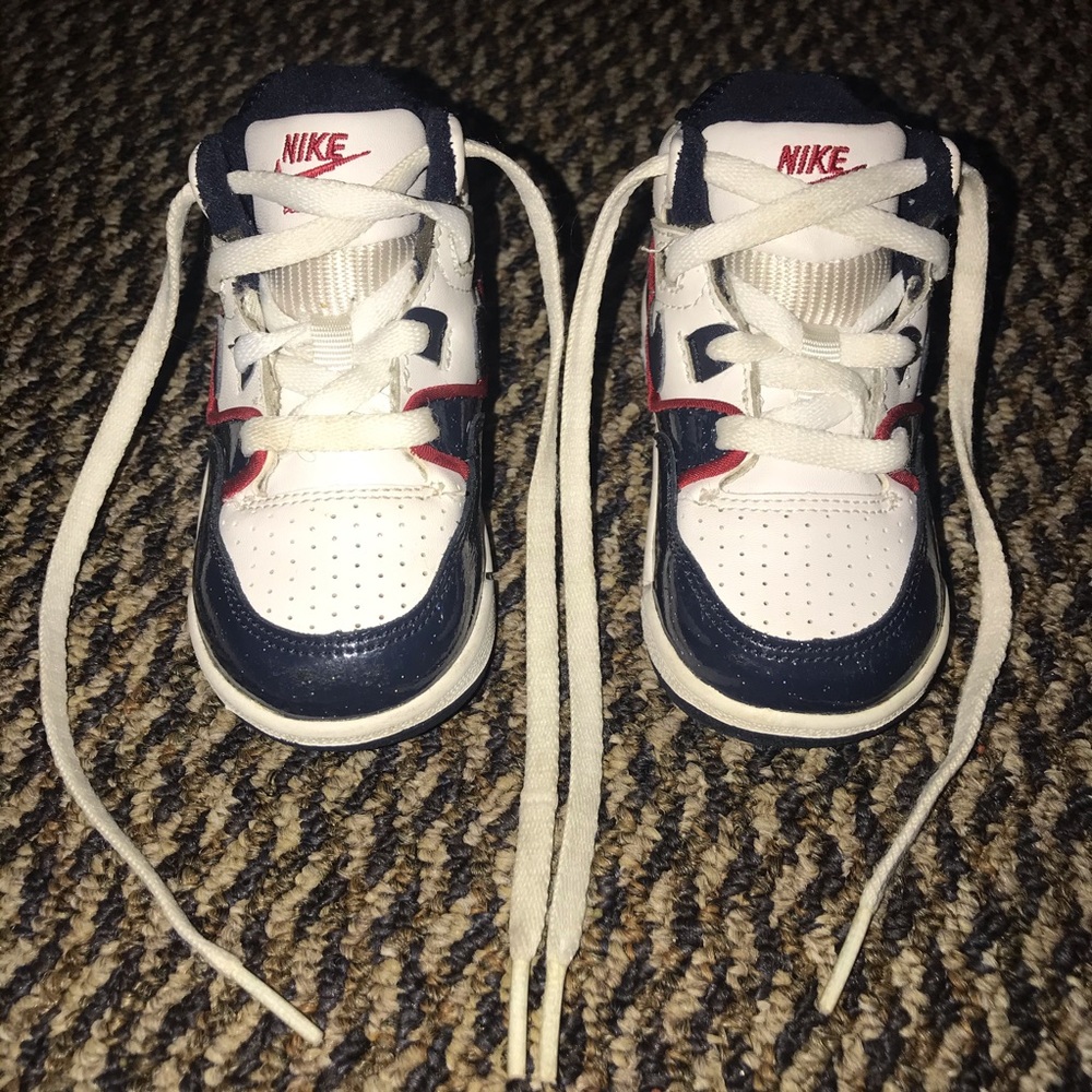 Nike Sneakers